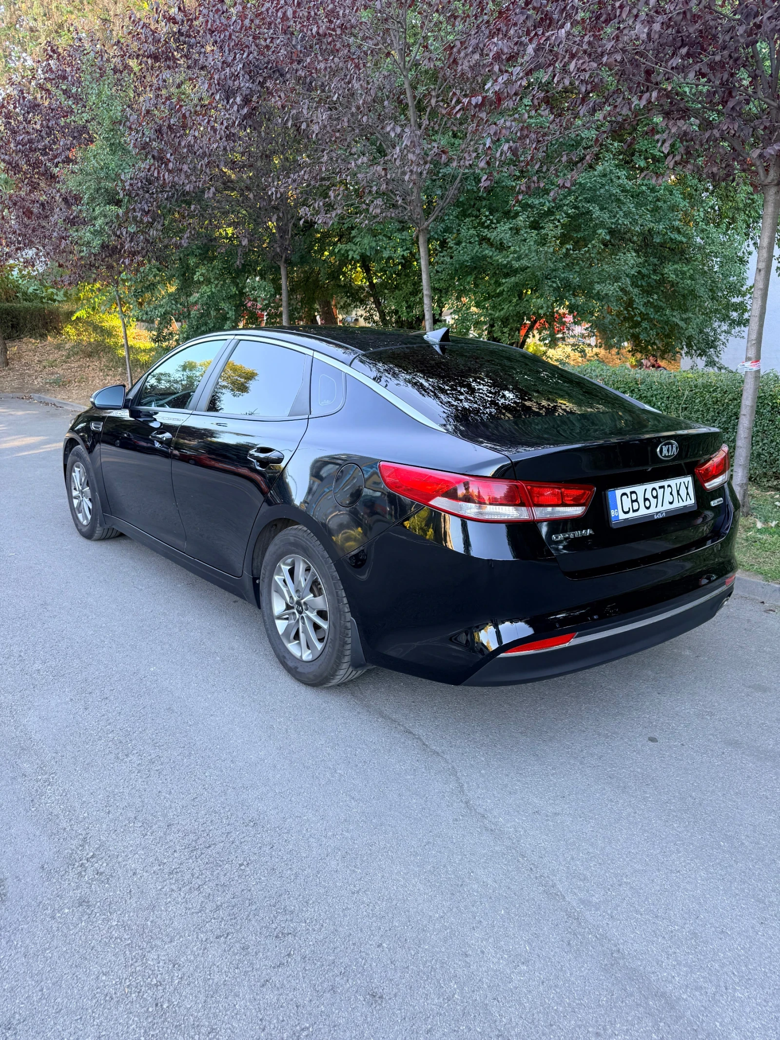Kia Optima, снимка 4 - Автомобили и джипове - 56351263