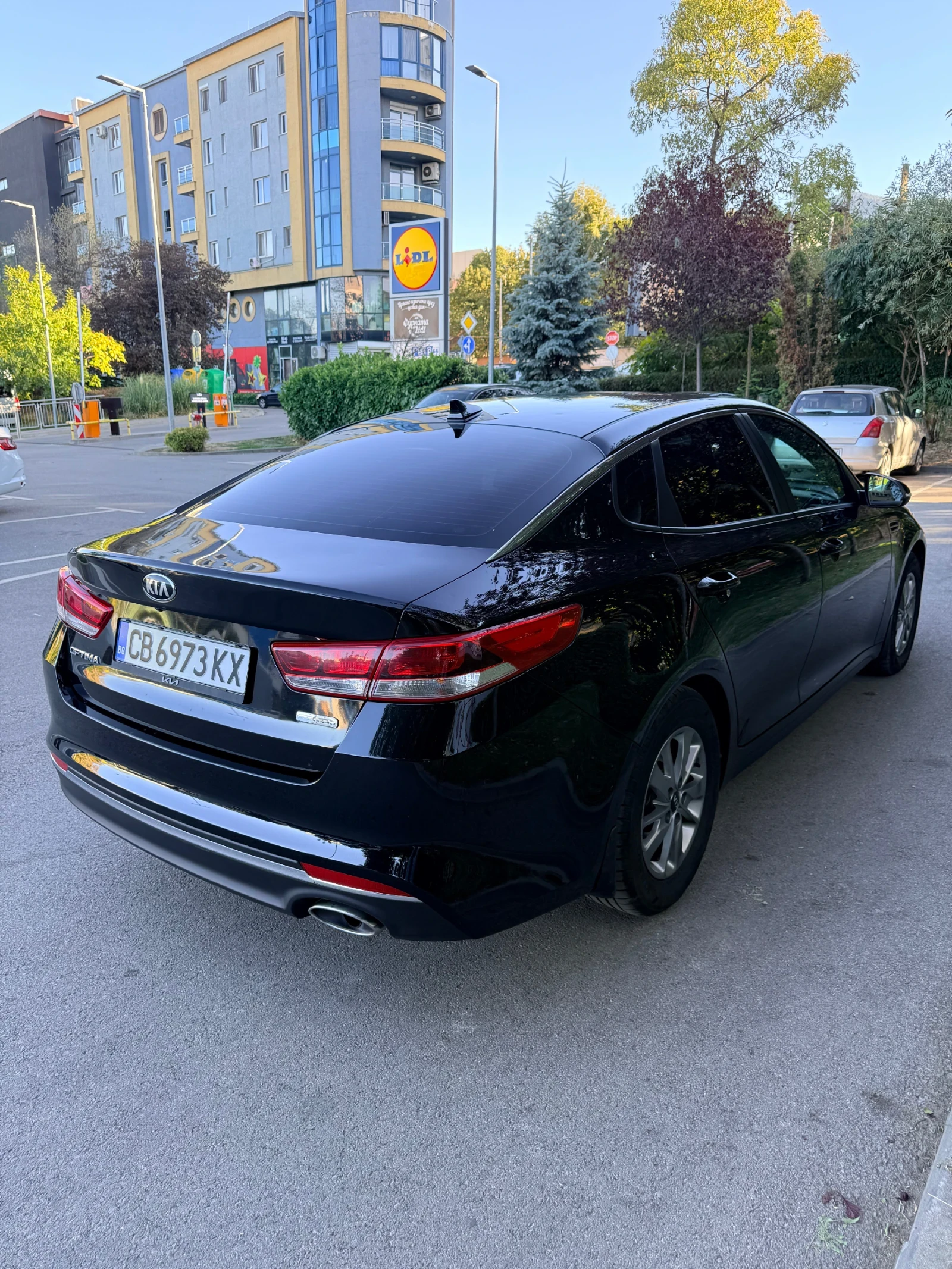 Kia Optima, снимка 5 - Автомобили и джипове - 56351263