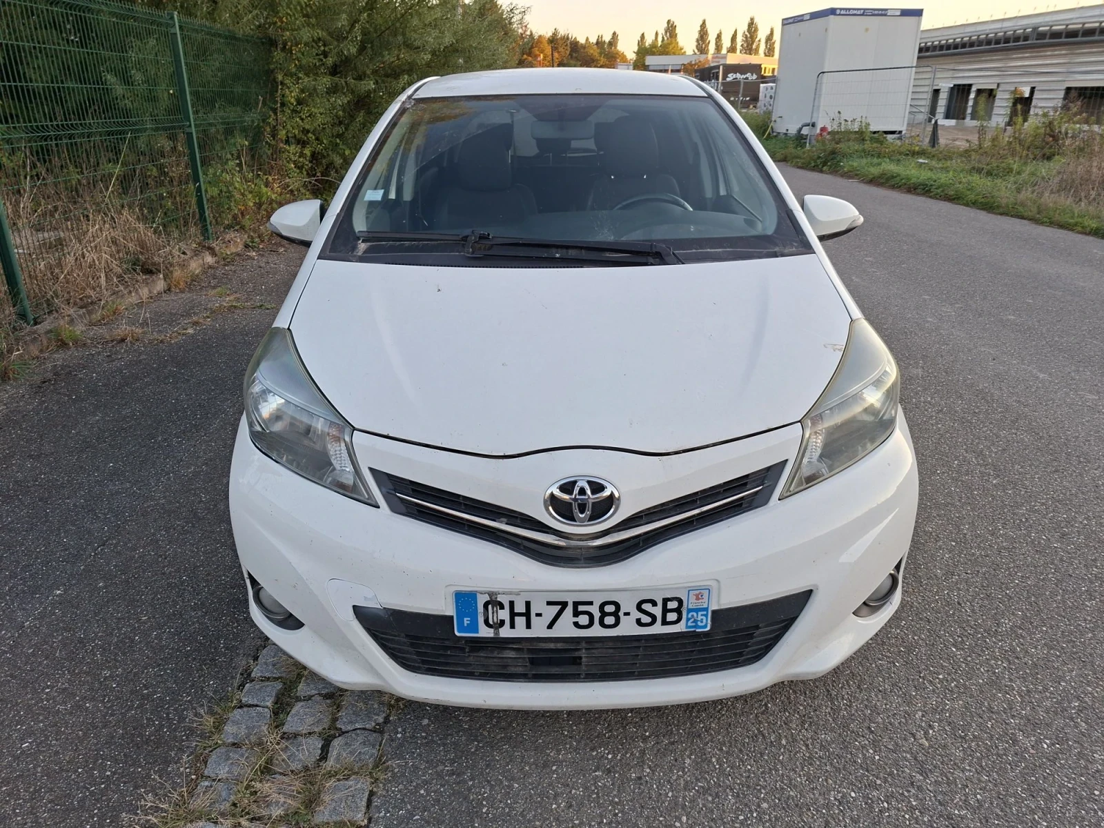 Toyota Yaris 1.4 d4d, снимка 3 - Автомобили и джипове - 56570408
