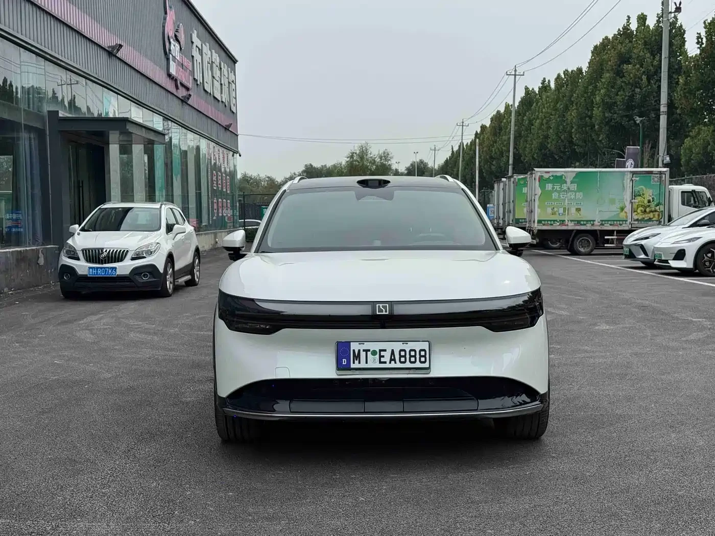 Zeekr 7X 100kWh Long Range AWD* , снимка 2 - Автомобили и джипове - 56645664