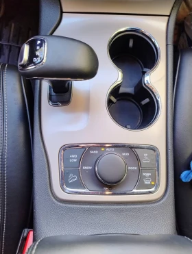 Jeep Grand cherokee 5.7 HEMI - 30500 лв. / 15594.40 € - 97265844 16