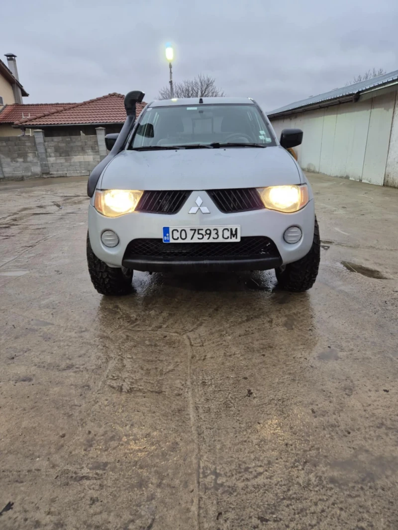 Mitsubishi L200 L200, снимка 3 - Автомобили и джипове - 48883085