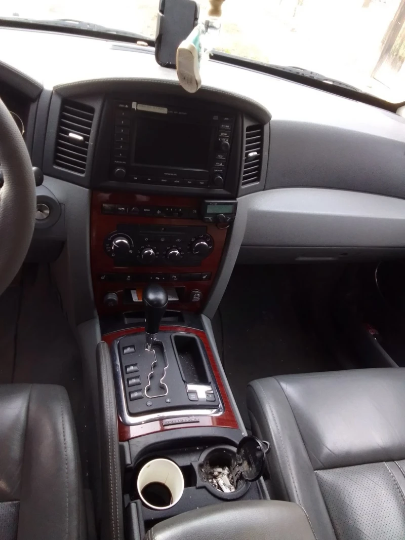 Jeep Grand cherokee 3.0TDI, снимка 14 - Автомобили и джипове - 49047145