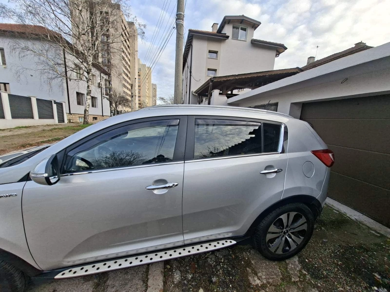 Kia Sportage, снимка 5 - Автомобили и джипове - 52727828