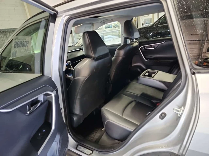 Toyota Rav4 * LIMITED * CARFAX * БЕЗ ПЪРВОНАЧАЛНА ВНОСКА, снимка 13 - Автомобили и джипове - 53539918