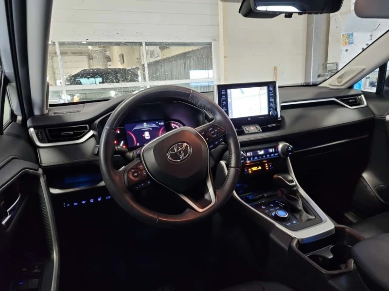 Toyota Rav4 * LIMITED * CARFAX * БЕЗ ПЪРВОНАЧАЛНА ВНОСКА, снимка 11 - Автомобили и джипове - 53539918
