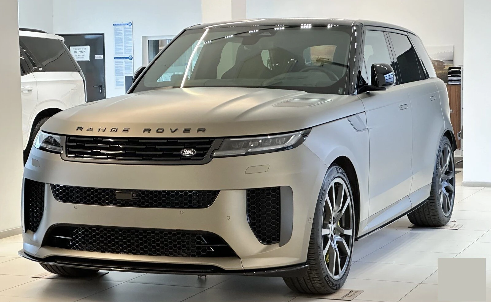 Land Rover Range Rover Sport * SV-EDITION 1* LED* PANO* DISTR* CARBON*  - [1] 