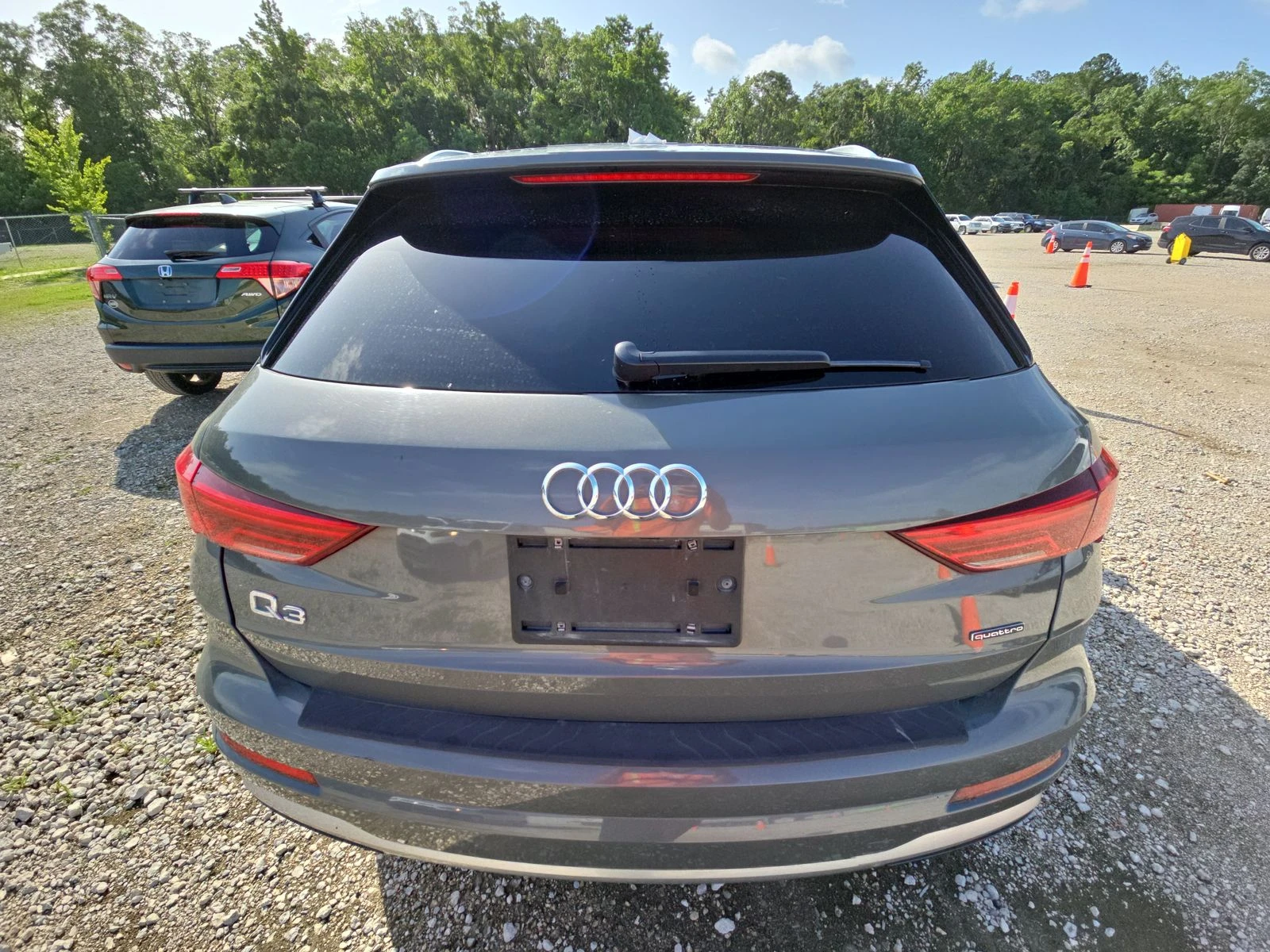 Audi Q3 2.0T Premium/ФИКСИРАНА ЦЕНА! ПОДГРЕВИ/ПАНОРАМА - изображение 5