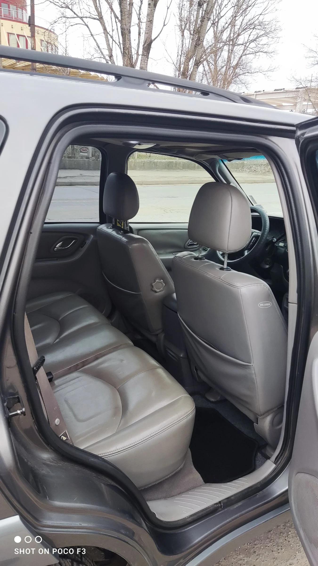 Mazda Tribute V6/3.0 - изображение 8