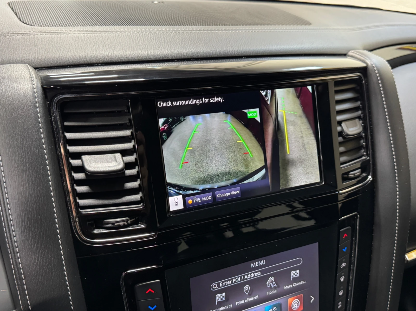 Infiniti QX80 5.6 V8 4x4 / LUXE / 7 Seats / 360 / PANO - изображение 10