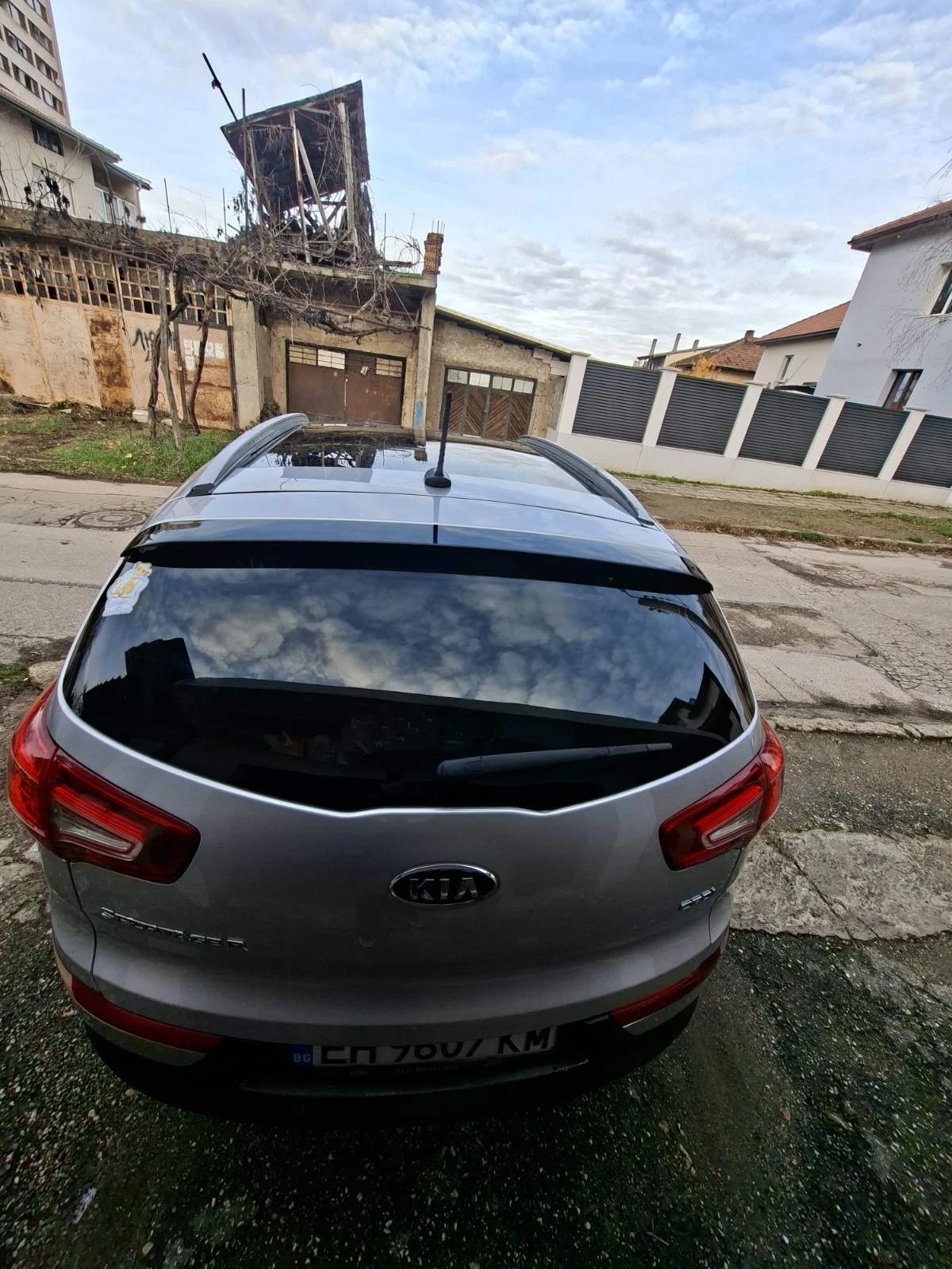 Kia Sportage 2.0 DIZEL / 4x4 / AVTOMAT / NAVI / KOJA | Mobile.bg � ����������� 6