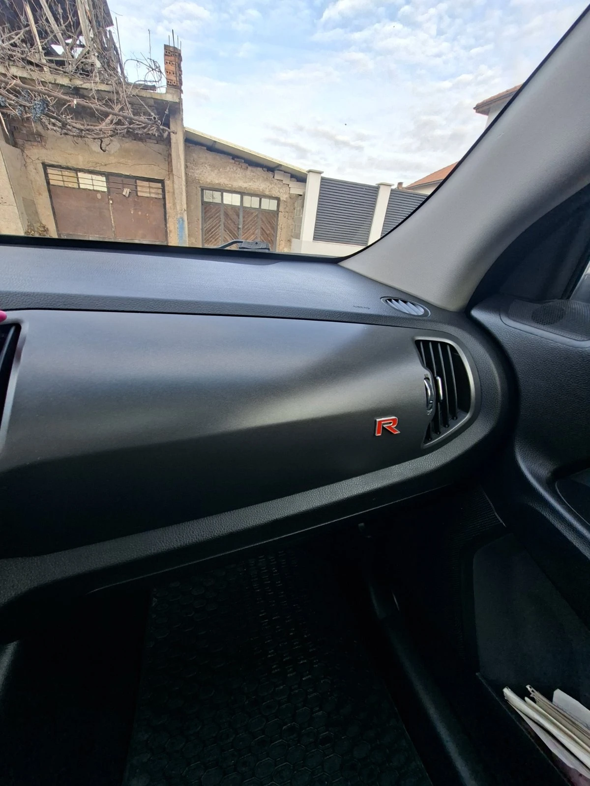 Kia Sportage 2.0 DIZEL / 4x4 / AVTOMAT / NAVI / KOJA | Mobile.bg � ����������� 9