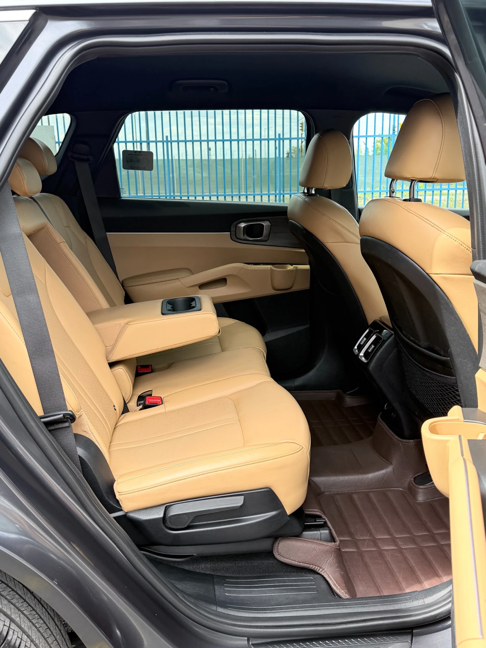 Kia Sorento �������� �� 2�., ����������, �������� ����� ������ | Mobile.bg � ����������� 7