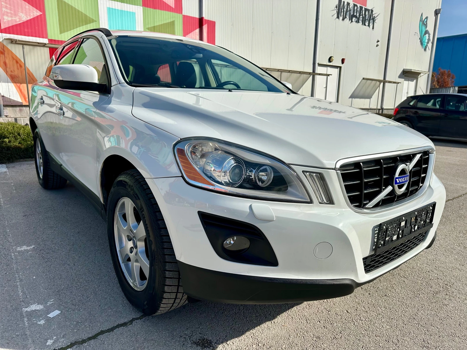 Volvo XC60 2.4 D * АВТОМАТ* 4х4* , снимка 4 - Автомобили и джипове - 53767251