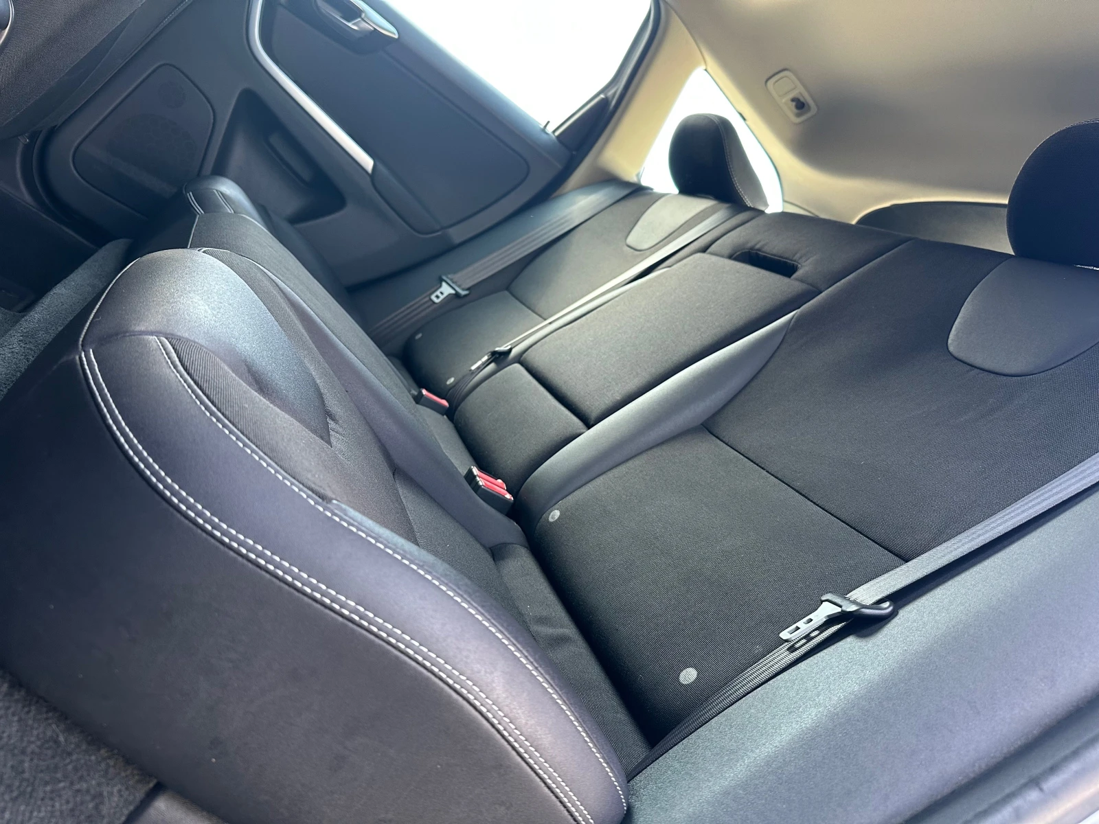 Volvo XC60 2.4 D * АВТОМАТ* 4х4* , снимка 14 - Автомобили и джипове - 53767251