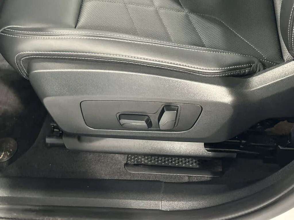 BMW X2 * xDrive28i | Essential PKG Wireless * DISTRONIC | Mobile.bg � ����������� 15