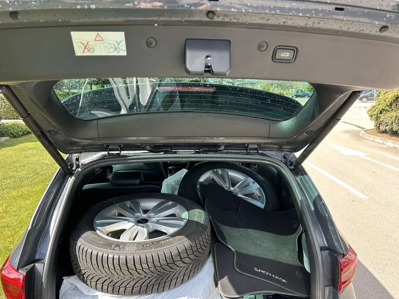 Kia Sportage GT-LINE-4X4-360КАМЕРИ-КАМЕРА-ПАМЕТ-JBL-, снимка 14 - Автомобили и джипове - 54294397