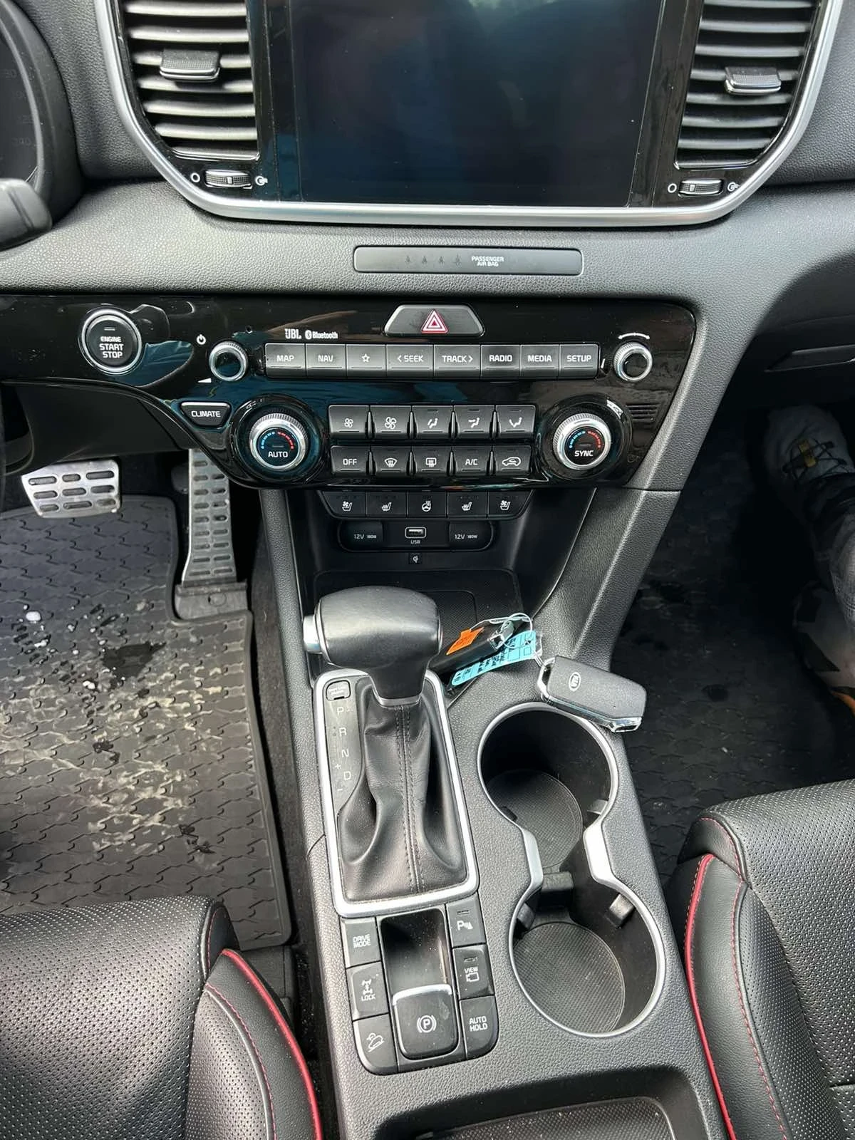 Kia Sportage GT-LINE-4X4-360КАМЕРИ-КАМЕРА-ПАМЕТ-JBL-, снимка 12 - Автомобили и джипове - 54294397