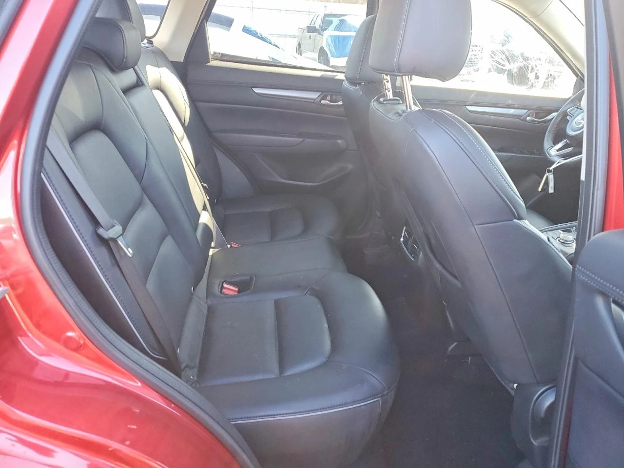 Mazda CX-5 2.5L| 4x4| Реална цена до София+ Лизинг, снимка 11 - Автомобили и джипове - 54490030