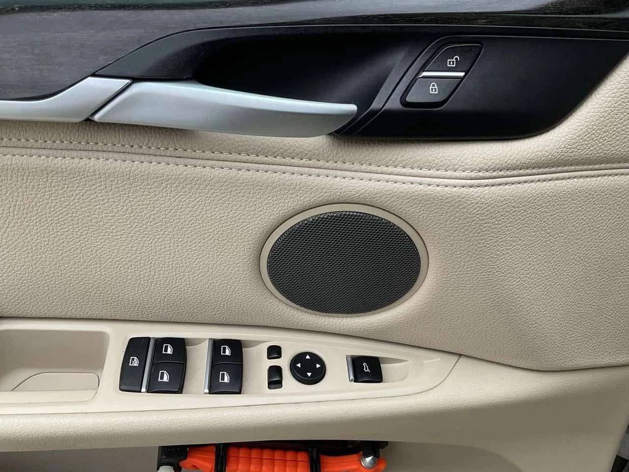BMW X5 * xDrive35i LTHR! NAV! HUD! 360 CAM! BSM! NIGHT VI, снимка 15 - Автомобили и джипове - 54935247