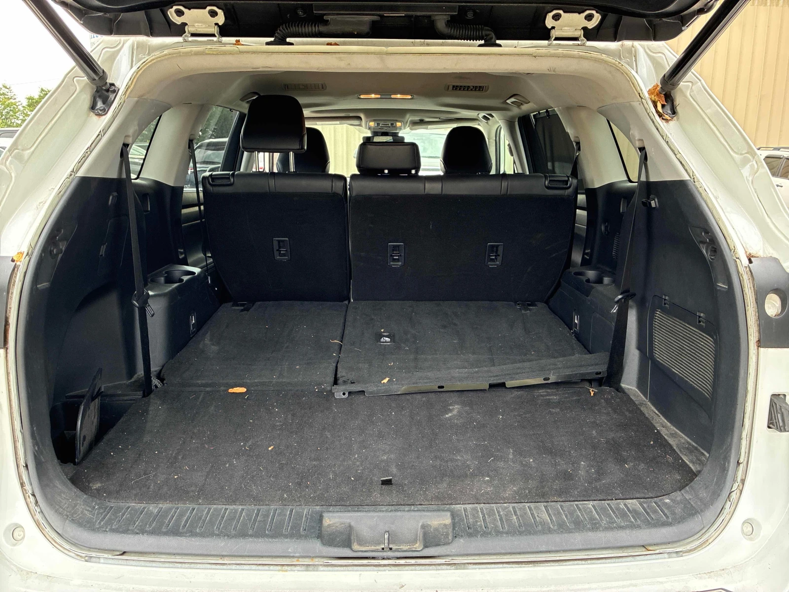 Toyota Highlander XLE/CARFAX/7 МЕСТА/КОЖА/КЛИП/, снимка 13 - Автомобили и джипове - 56113363