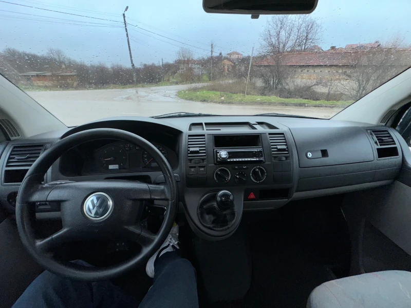 VW T5 Внос от Холандия, снимка 11 - Бусове и автобуси - 53510482