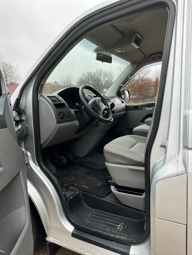 VW T5 Внос от Холандия, снимка 6 - Бусове и автобуси - 53510482