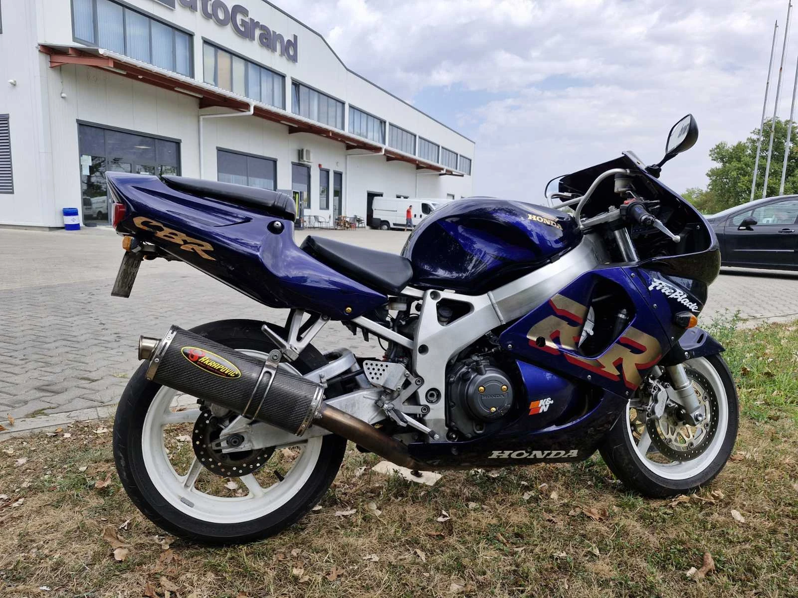 Honda Cbr 919RR - изображение 2