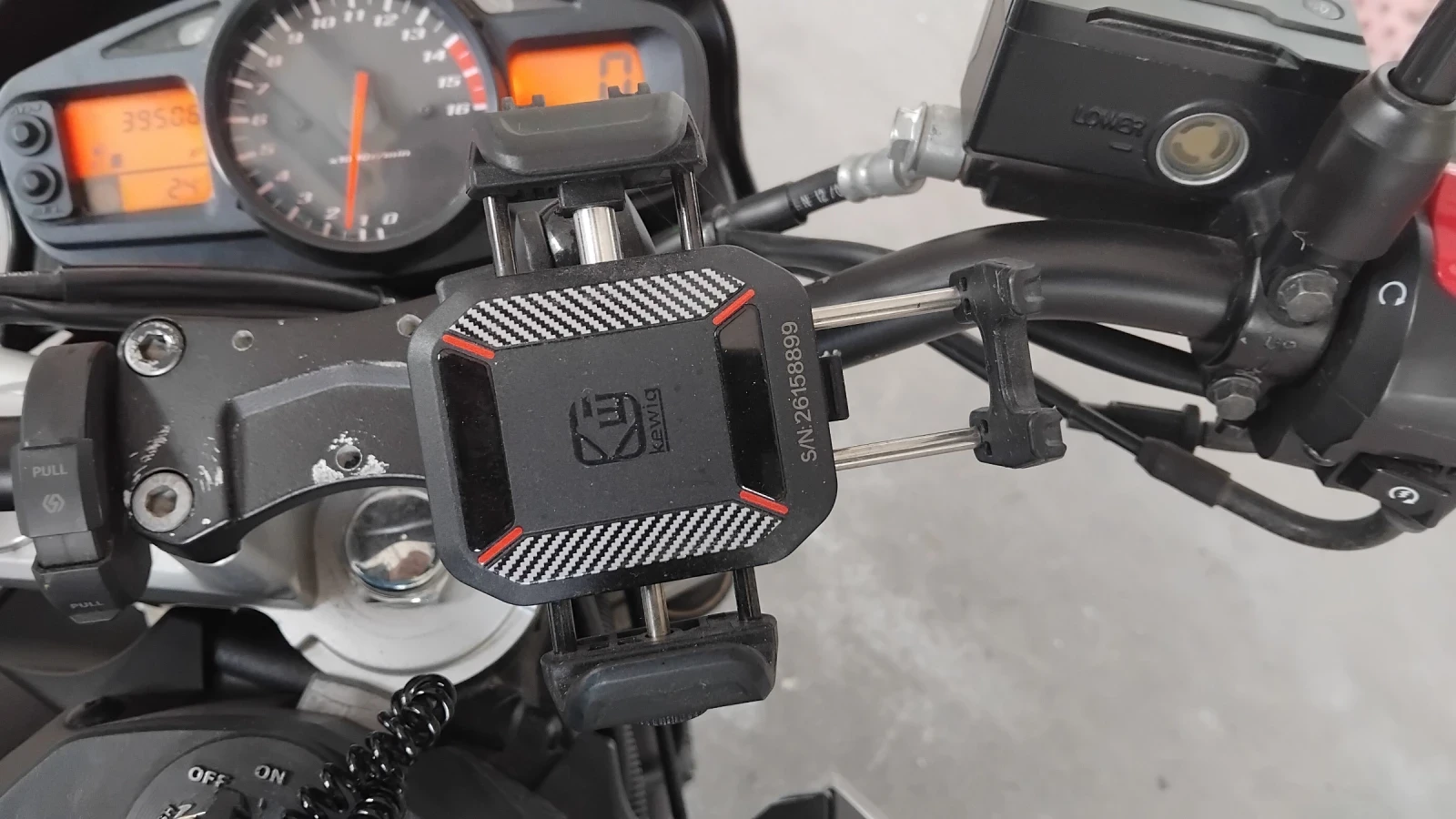 Suzuki Gsr 600, снимка 6 - Мотоциклети и мототехника - 56336057