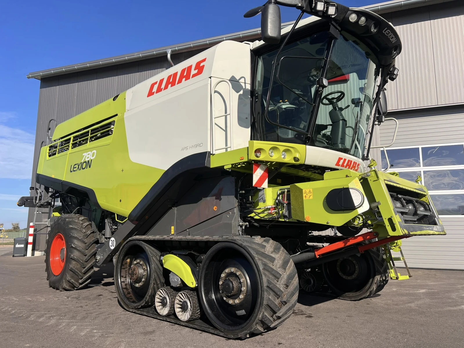 ������� Claas LEXION 780 TT + CLAAS VARIO 1200 ������ | Mobile.bg � ����������� 3