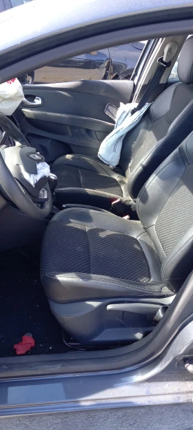 Renault Clio, снимка 6