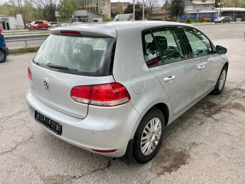 VW Golf 1.4 i, снимка 3 - Автомобили и джипове - 40476628