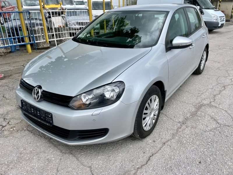 VW Golf 1.4 i, снимка 1 - Автомобили и джипове - 40476628