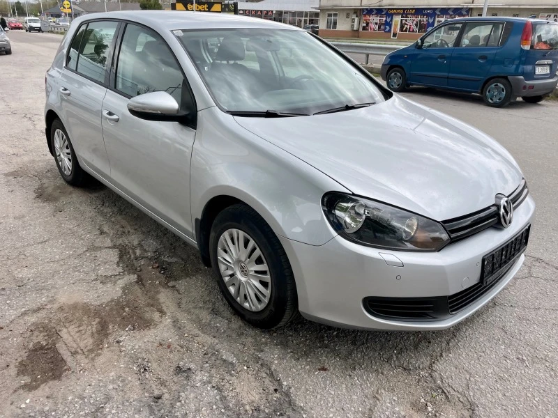 VW Golf 1.4 i, снимка 4 - Автомобили и джипове - 40476628