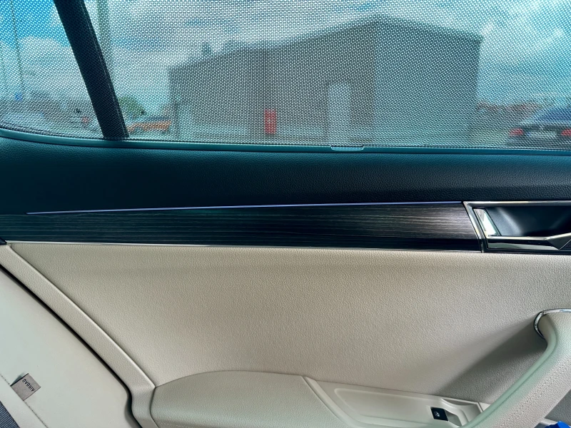 Skoda Superb 2.0 TDI 4x4, снимка 11 - Автомобили и джипове - 52006510