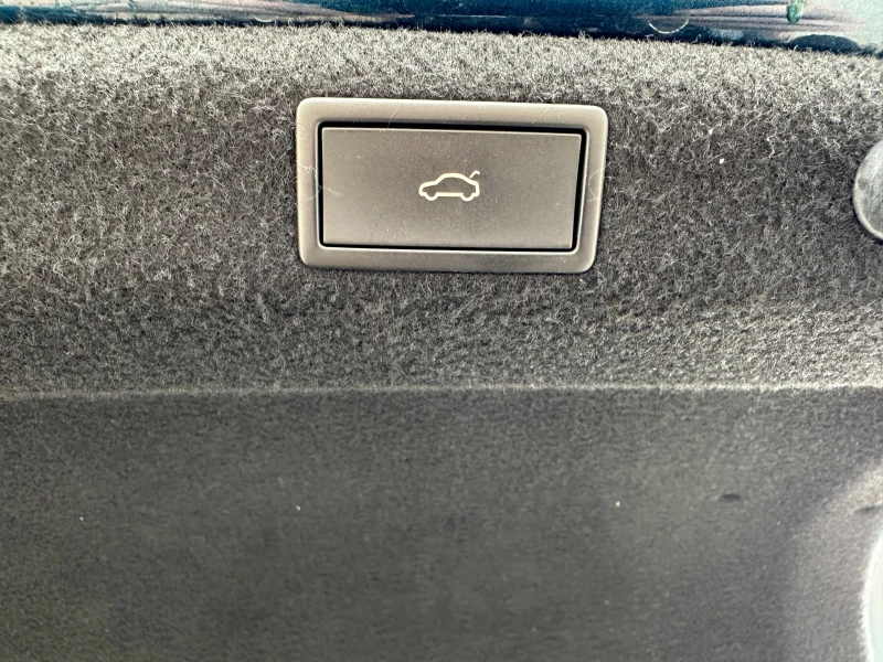 Skoda Superb 2.0 TDI 4x4, снимка 12 - Автомобили и джипове - 52006510