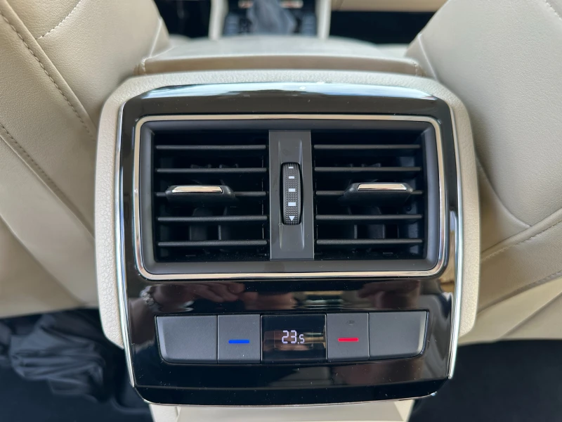 Skoda Superb 2.0 TDI 4x4, снимка 10 - Автомобили и джипове - 52006510