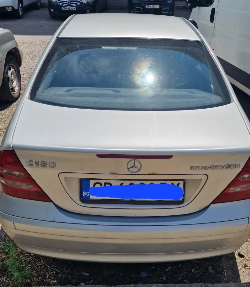 Mercedes-Benz C 180, снимка 2 - Автомобили и джипове - 51511956