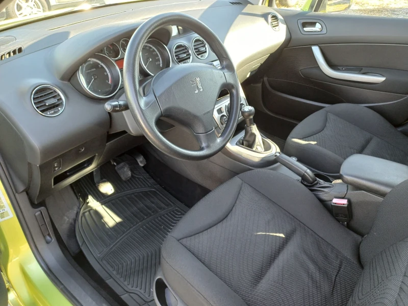 Peugeot 308 1.6 E, снимка 11 - Автомобили и джипове - 52223445