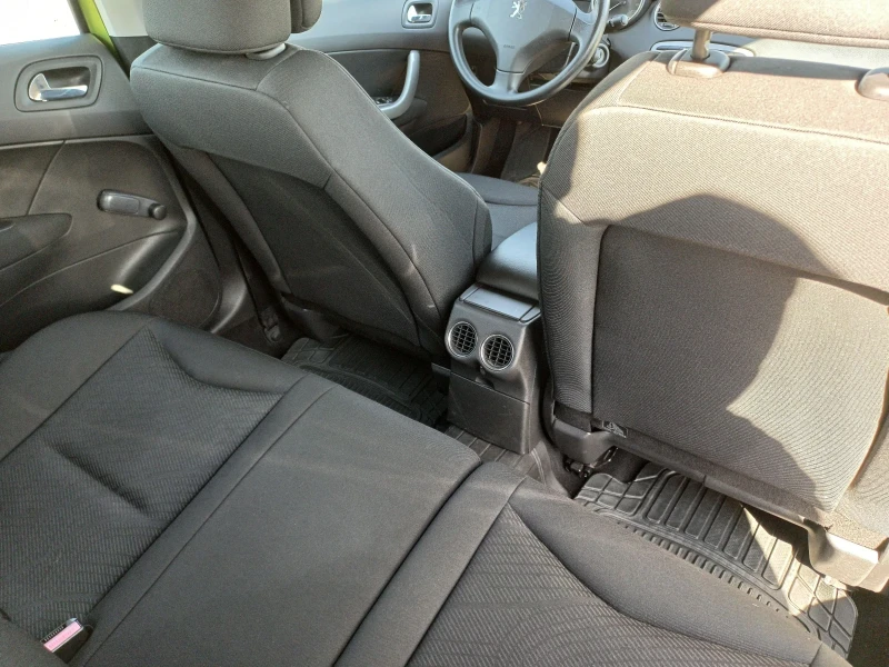Peugeot 308 1.6 E, снимка 10 - Автомобили и джипове - 52223445