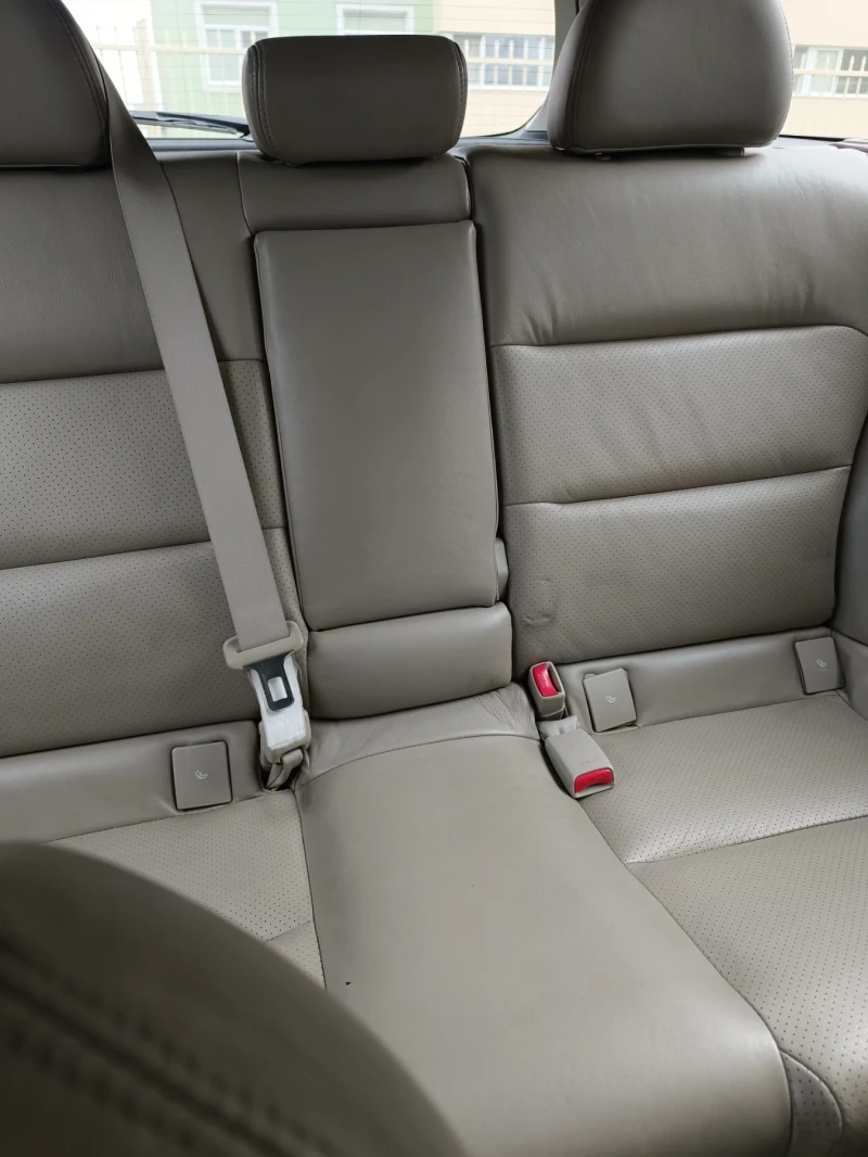 Subaru Legacy, снимка 5 - Автомобили и джипове - 52280852