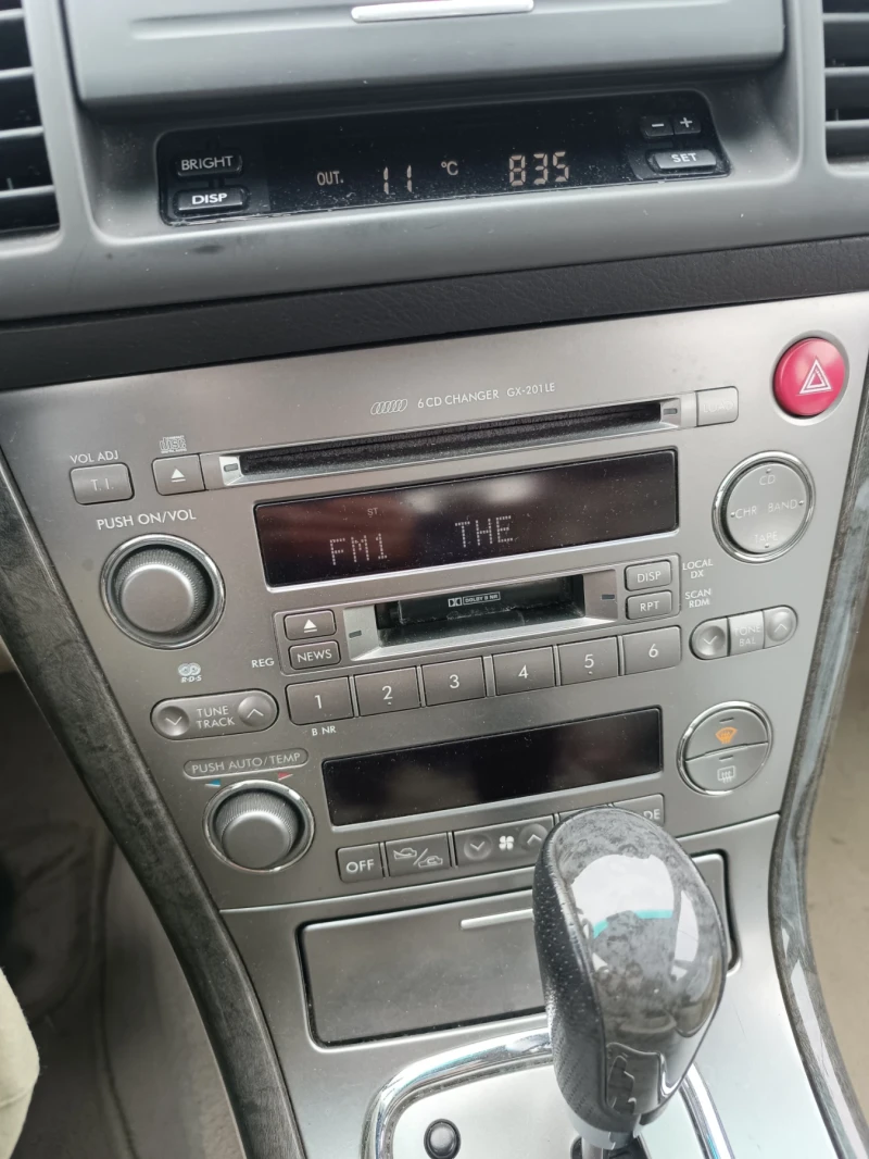 Subaru Legacy, снимка 6 - Автомобили и джипове - 52280852