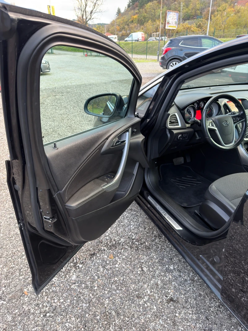 Opel Astra J 2.0 CDTI / Автомат / Навигация COSMO FACELIFT, снимка 7 - Автомобили и джипове - 52336759