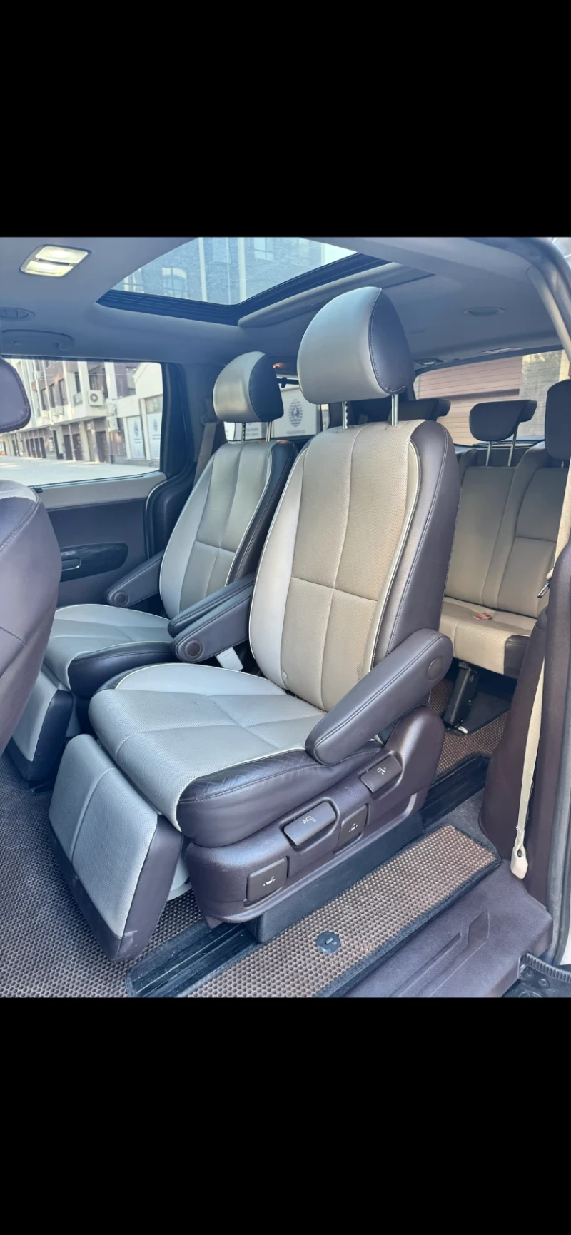 Kia Carnival, снимка 5 - Автомобили и джипове - 52343819