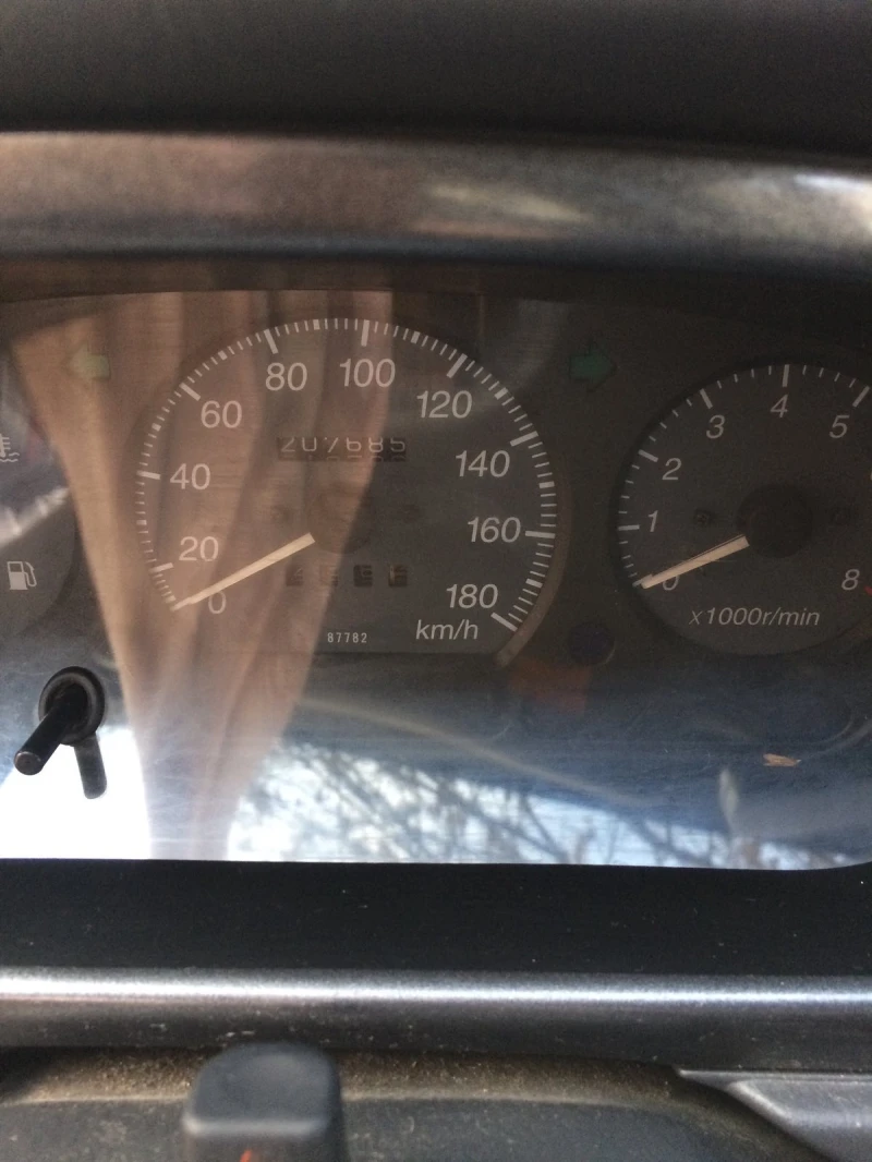 Daihatsu Sirion, снимка 9 - Автомобили и джипове - 52576948