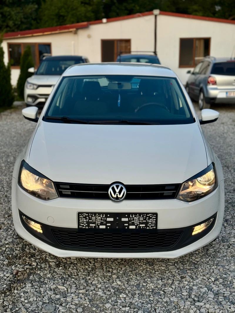 VW Polo Италия Напълно обслужен, снимка 2 - Автомобили и джипове - 53185038