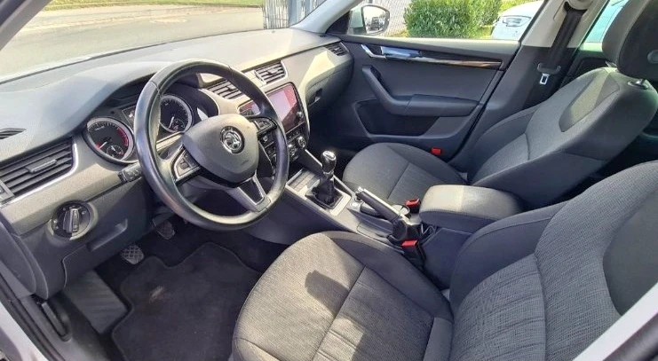 Skoda Octavia 1.4 TSI, снимка 7 - Автомобили и джипове - 54543714