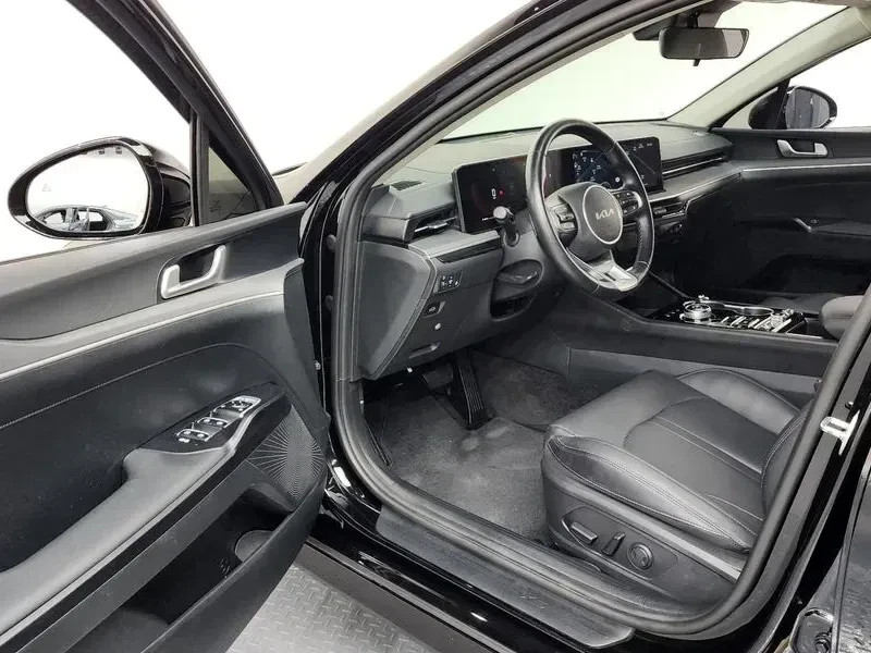 Kia K5 * Navi* Camera, снимка 7 - Автомобили и джипове - 55060492