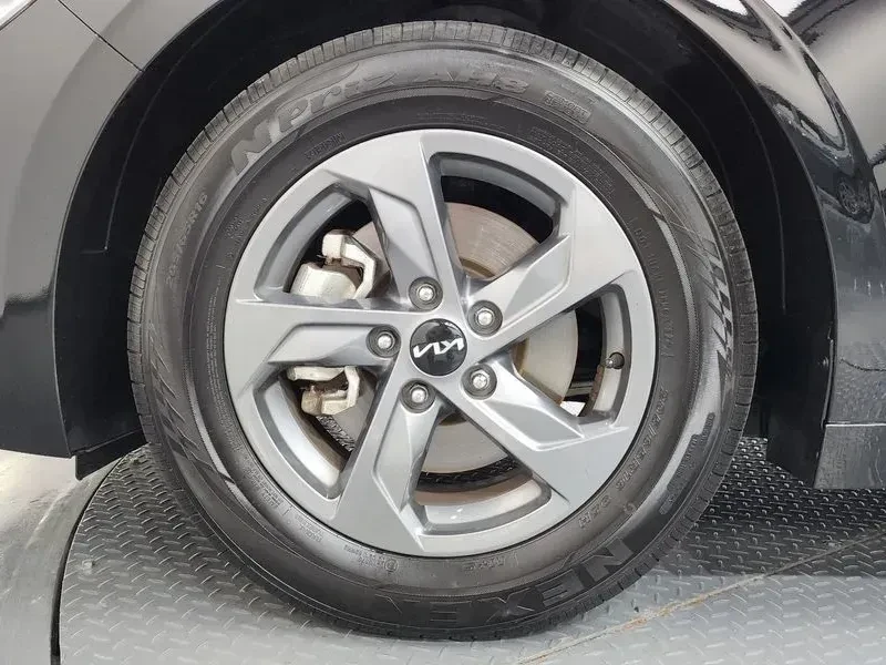 Kia K5 * Navi* Camera, снимка 5 - Автомобили и джипове - 55060492