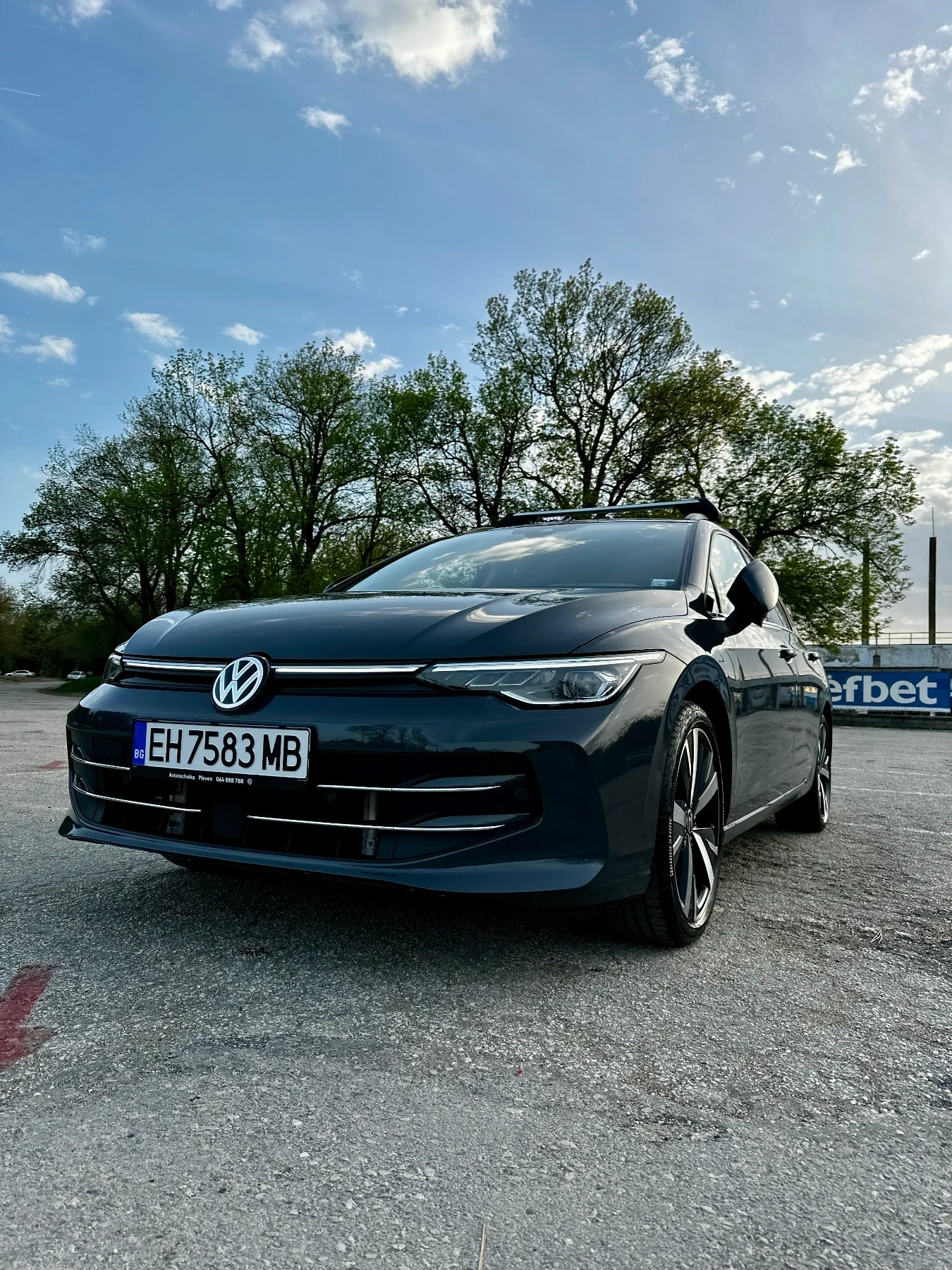 VW Golf Variant  1.5 eTSI Style DSG 150hp 48V mild hybrid - изображение 2